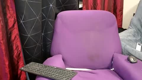 Dominatrix Queen online show from February 15, 2025, 5:39 pm