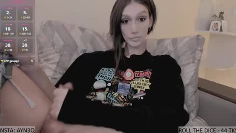 AYNEK        fansly  online show from October 13, 2025, 10:10 pm