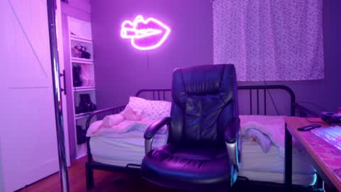 mia rand online show from January 3, 2025, 1:16 am