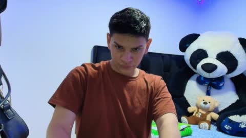 Snapshot of aysel1290 chatting on January 12, 2026, 12:27 am aysel1290 online show from January 12, 2026, 12:27 am