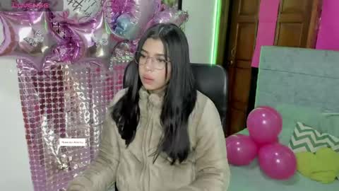 Aysha online show from April 22, 2026, 3:42 am