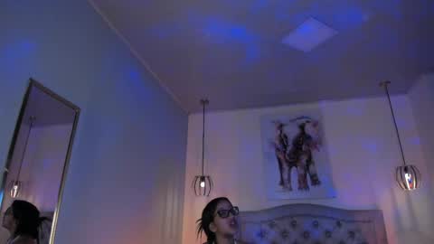 Ayshell online show from June 8, 2026, 4:24 am