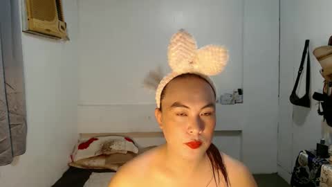 ayumi online show from March 26, 2026, 10:21 am