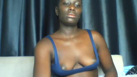 Snapshot of azaelia_iris chatting on June 5, 2026, 10:10 am azaelia_iris online show from June 5, 2026, 10:10 am