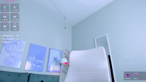 azahaara__ online show from January 5, 2026, 5:27 pm