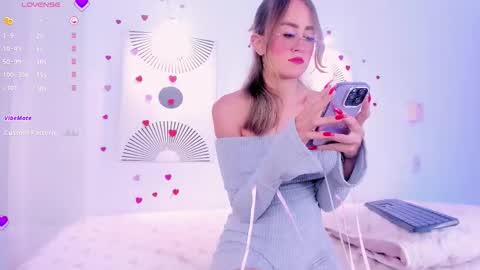 azahaara__ online show from March 4, 2026, 2:45 pm