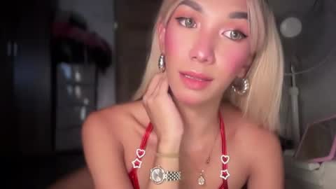 Snapshot of azalea_cum69 chatting on June 18, 2026, 2:56 am azalea_cum69 online show from June 18, 2026, 2:56 am