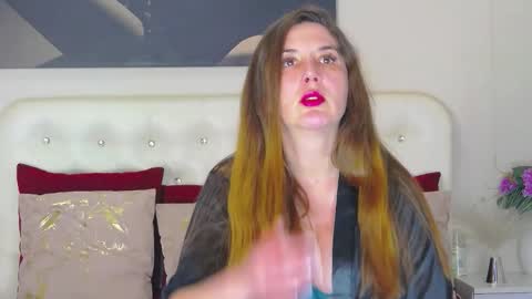 Chiara online show from February 17, 2026, 5:26 am