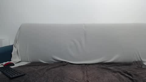 Azer online show from October 12, 2025, 5:34 pm