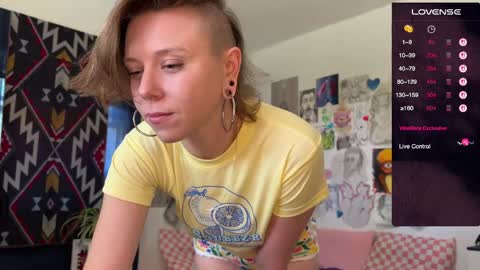 Snapshot of azeraika chatting on April 27, 2026, 4:05 pm Azerai online show from April 27, 2026, 4:05 pm