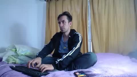 AZIEL online show from February 25, 2025, 10:50 pm