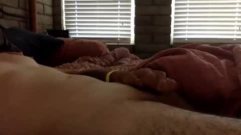 azlifer446410 online show from April 26, 2026, 3:32 pm