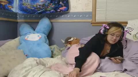 aznp1ea5er online show from March 20, 2026, 3:33 am