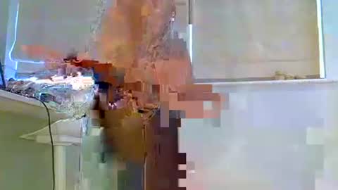 azole556 online show from May 15, 2026, 2:35 pm