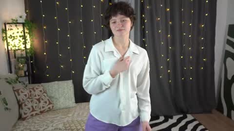 Snapshot of azucenasecunda chatting on May 10, 2026, 8:14 pm Lisha online show from May 10, 2026, 8:14 pm