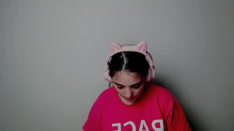 azumi_chan_ online show from October 3, 2025, 9:34 pm