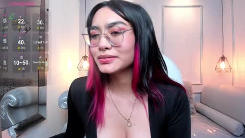 Azura online show from January 3, 2025, 1:38 am