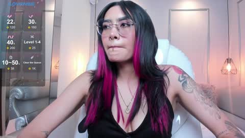 Azura online show from January 15, 2025, 7:34 pm