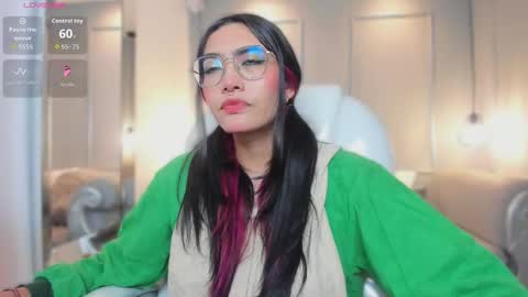 Azura online show from February 2, 2026, 7:34 pm