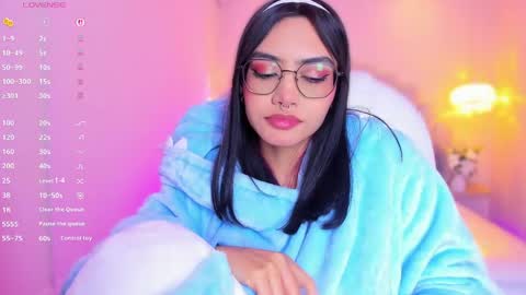 Azura online show from April 21, 2026, 1:42 am