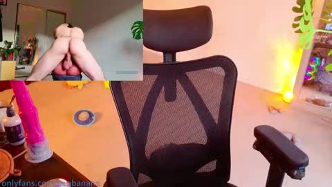 b1gbanana online show from March 12, 2025, 12:53 am