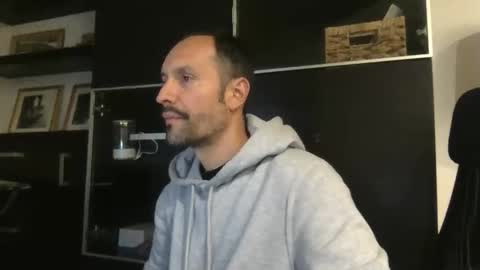 BKR online show from November 7, 2025, 11:49 pm