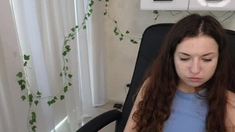 Snapshot of babby_anyaa chatting on June 5, 2026, 7:25 am Anya online show from June 5, 2026, 7:25 am