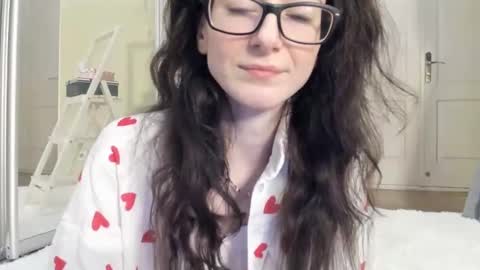 babby_jewel online show from March 1, 2025, 7:30 am