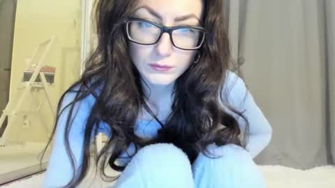 babby_jewel online show from October 26, 2025, 11:05 am