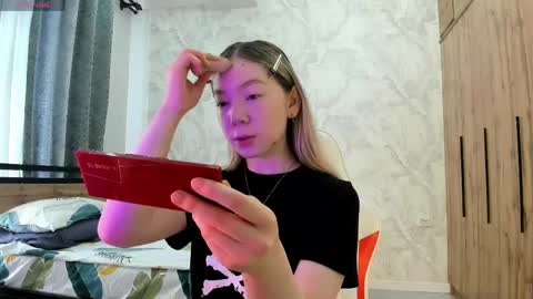 Cute Raby online show from April 18, 2026, 8:40 am