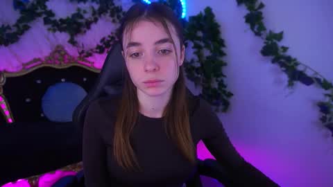 Babe online show from December 4, 2025, 8:45 am