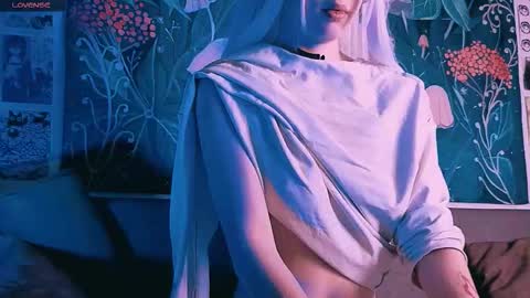 Snapshot of babe_moister chatting on September 14, 2025, 7:40 am babe_moister online show from September 14, 2025, 7:40 am