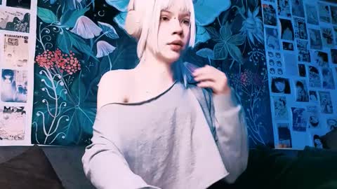 Snapshot of babe_moister chatting on November 29, 2025, 7:22 am babe_moister online show from November 29, 2025, 7:22 am