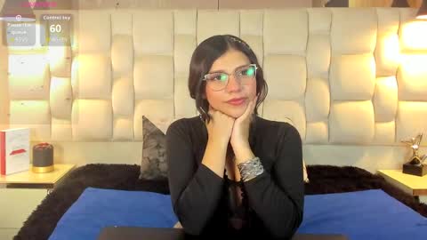 Snapshot of babe_vennus chatting on May 22, 2026, 4:01 pm Venus online show from May 22, 2026, 4:01 pm