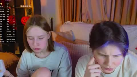 Snapshot of babees_eva chatting on November 8, 2025, 7:01 pm Sweety Eva online show from November 8, 2025, 7:01 pm