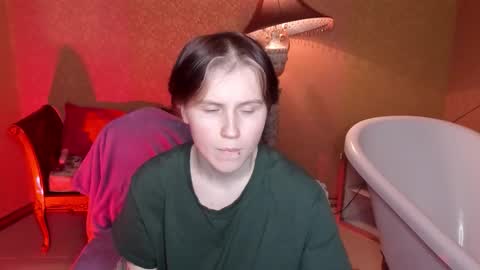 Snapshot of babees_eva chatting on November 30, 2025, 11:14 am Sweety Eva online show from November 30, 2025, 11:14 am