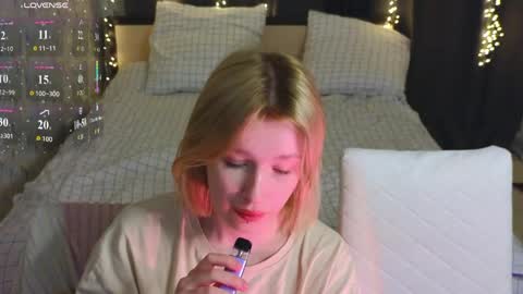 Snapshot of babees_eva chatting on April 29, 2026, 5:30 pm Sweety Eva online show from April 29, 2026, 5:30 pm