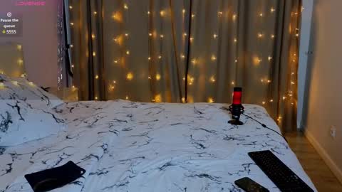 Lina online show from December 26, 2024, 5:08 pm