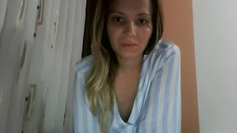 Snapshot of baby_blondee chatting on October 26, 2025, 11:42 pm Baby Blonde online show from October 26, 2025, 11:42 pm