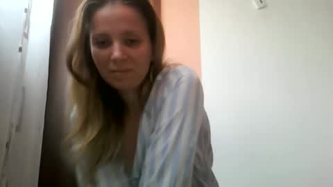 Snapshot of baby_blondee chatting on October 30, 2025, 11:44 am Baby Blonde online show from October 30, 2025, 11:44 am