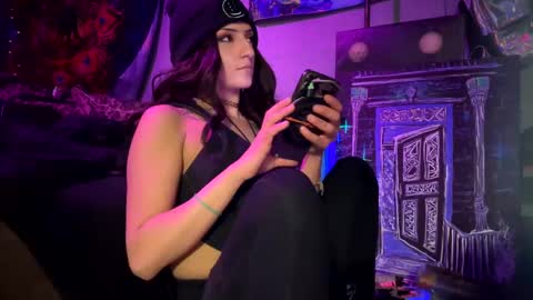 baby buddha  online show from December 8, 2024, 9:46 am