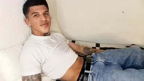 OF GxoXabs online show from February 25, 2025, 3:31 am