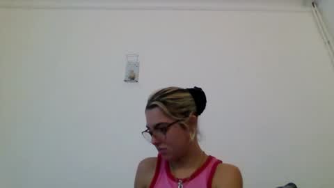 baby_girls2224 online show from January 16, 2026, 9:46 am