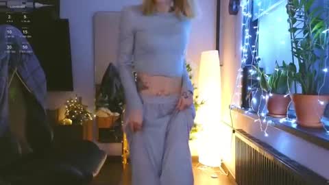 baby gopn1k online show from December 13, 2024, 6:27 pm