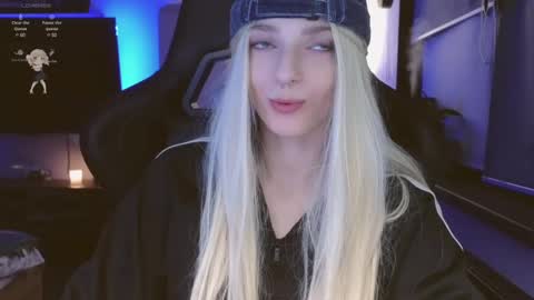 baby gopn1k online show from February 4, 2025, 3:15 pm