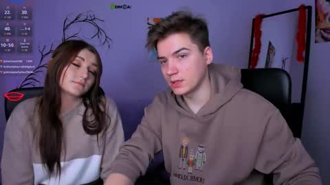 baby online show from November 19, 2025, 9:15 pm