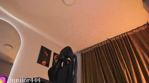 Snapshot of baby_junior420 chatting on June 28, 2026, 3:01 am Junior Independent Model online show from June 28, 2026, 3:01 am