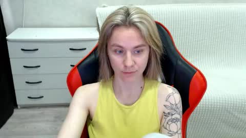 Snapshot of baby_kitte chatting on October 29, 2025, 4:37 am baby_kitte online show from October 29, 2025, 4:37 am