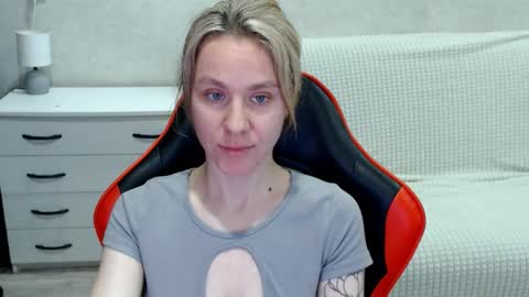 Snapshot of baby_kitte chatting on October 30, 2025, 3:30 am baby_kitte online show from October 30, 2025, 3:30 am