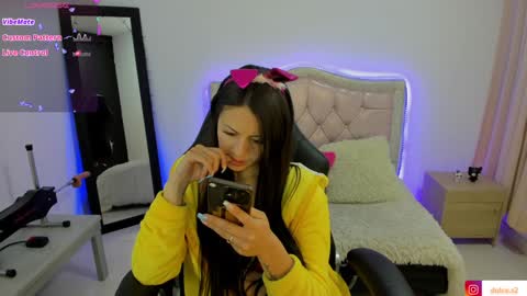 Dulce  Stefa  online show from January 24, 2025, 10:21 am